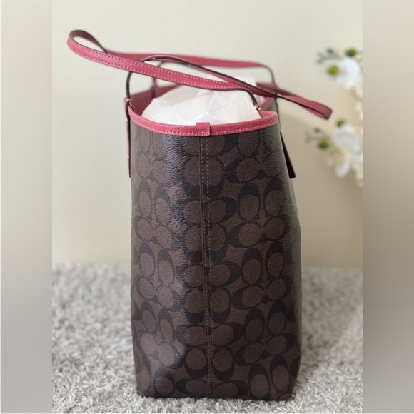COACH Reversible Brown/Old Rose Signature Coated Canvas Leather City Tote - Picture 3 of 15